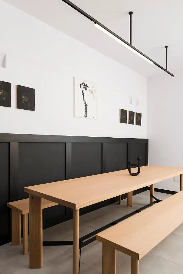 Bnbiz - Coworking Hotel Fiorenzuola dʼArda
