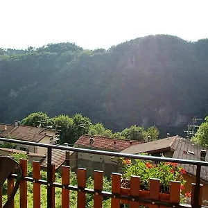  Bed & Breakfast R&b Tana Delle Fate